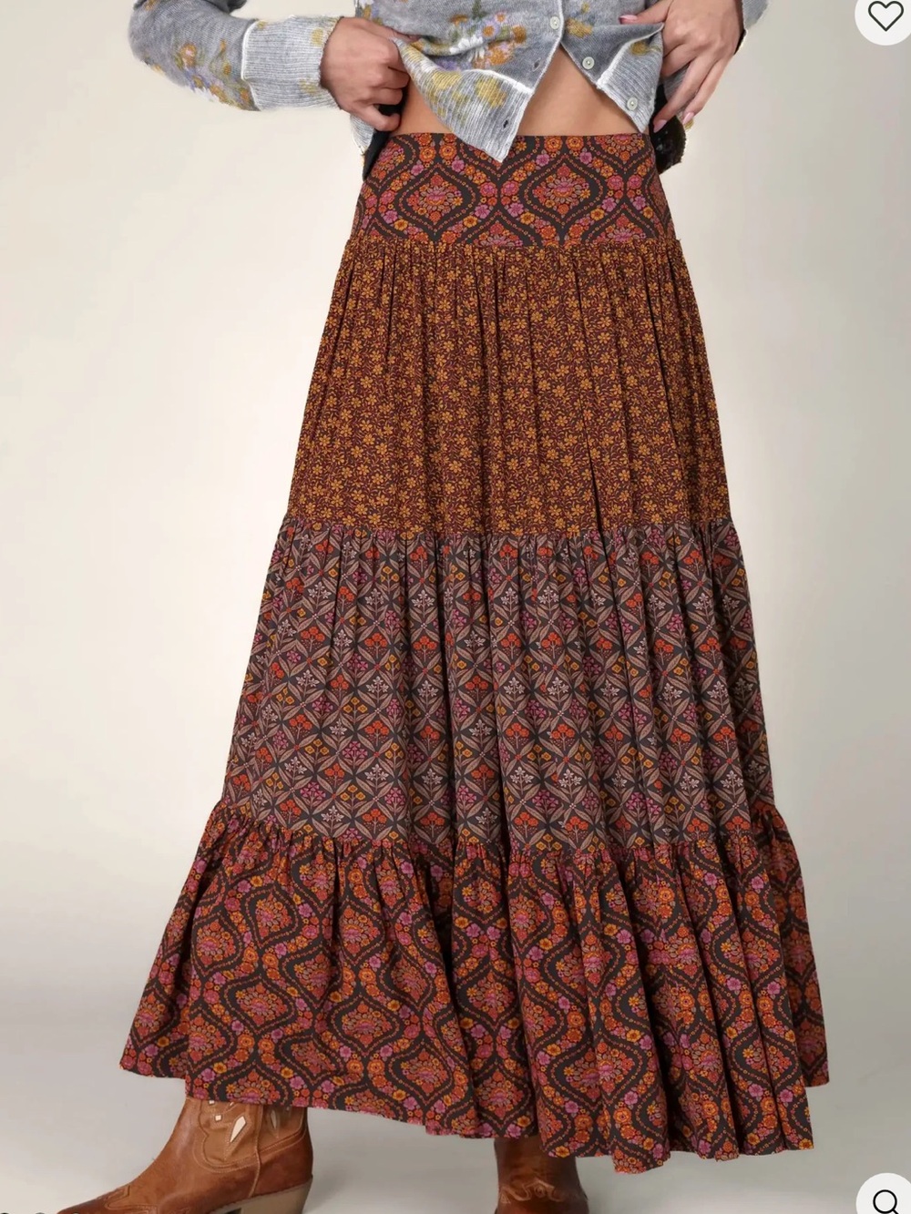 Natural Life Hanna Convertible Skirt Nouveau Blossoms Black
